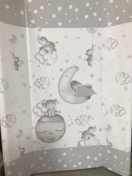Pelenkázó lap szürke bébi elefánt Pelenkázó lap szürke bébi elefánt